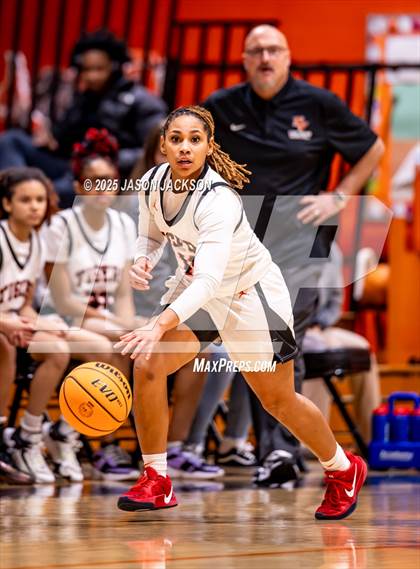 Thumbnail 1 in Lumberton @ South View photogallery.