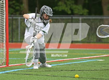 Thumbnail 2 in East Lyme vs Guilford (CIAC Class M Quarterfinal) photogallery.