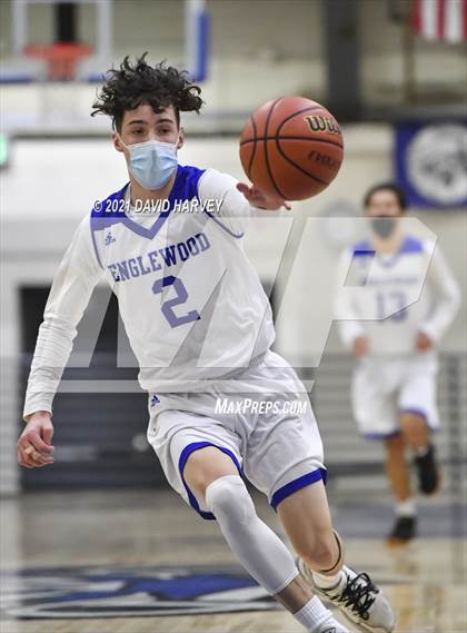 Thumbnail 1 in Conifer @ Englewood photogallery.