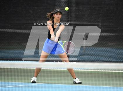 Thumbnail 2 in UIL 3A/4A Championships photogallery.