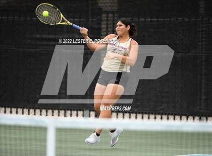 Thumbnail 2 in UIL 3A/4A Championships photogallery.