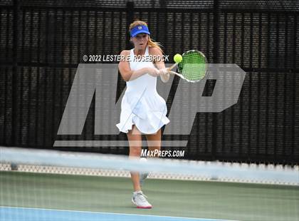 Thumbnail 2 in UIL 3A/4A Championships photogallery.
