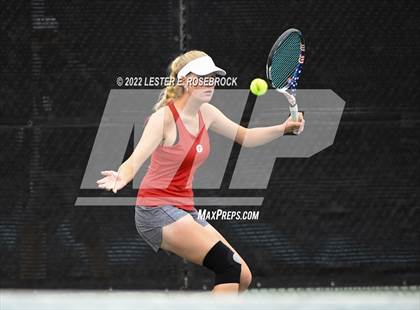 Thumbnail 2 in UIL 3A/4A Championships photogallery.