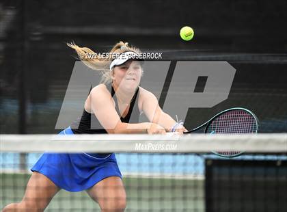 Thumbnail 2 in UIL 3A/4A Championships photogallery.