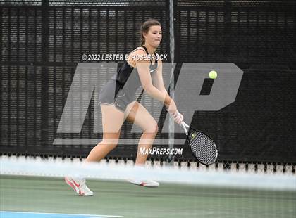 Thumbnail 2 in UIL 3A/4A Championships photogallery.