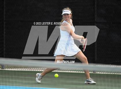 Thumbnail 2 in UIL 3A/4A Championships photogallery.