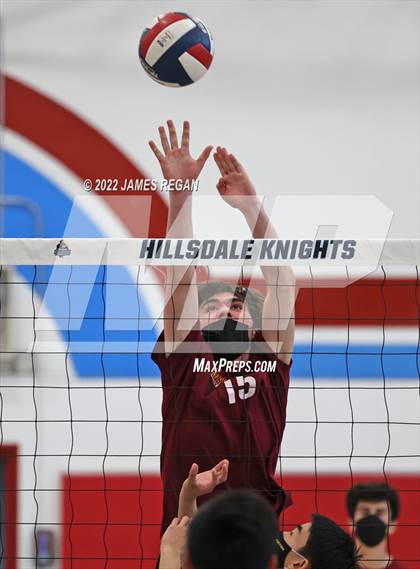 Thumbnail 2 in Menlo-Atherton @ Hillsdale photogallery.