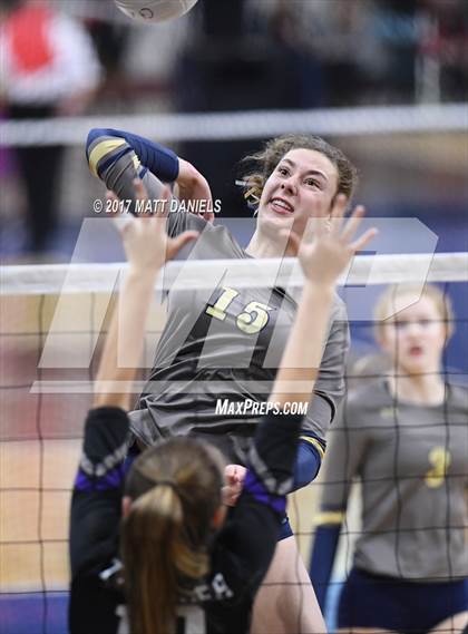 Thumbnail 1 in Discovery Canyon vs. Palmer Ridge (CHSAA 4A Pool 4 Playoff) photogallery.