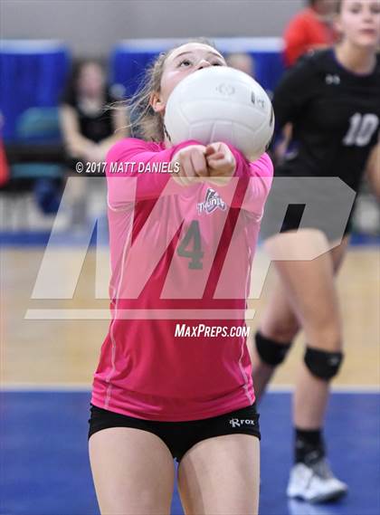Thumbnail 1 in Discovery Canyon vs. Palmer Ridge (CHSAA 4A Pool 4 Playoff) photogallery.