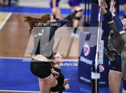 Thumbnail 3 in Discovery Canyon vs. Palmer Ridge (CHSAA 4A Pool 4 Playoff) photogallery.
