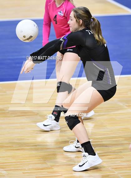 Thumbnail 1 in Discovery Canyon vs. Palmer Ridge (CHSAA 4A Pool 4 Playoff) photogallery.