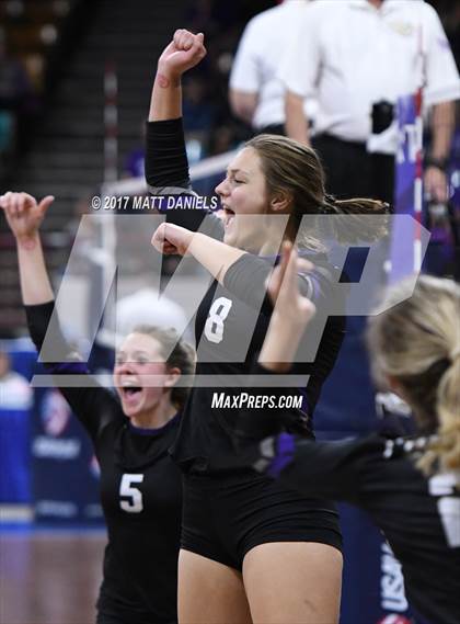 Thumbnail 2 in Discovery Canyon vs. Palmer Ridge (CHSAA 4A Pool 4 Playoff) photogallery.