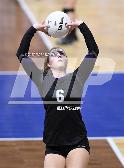 Thumbnail 3 in Discovery Canyon vs. Palmer Ridge (CHSAA 4A Pool 4 Playoff) photogallery.