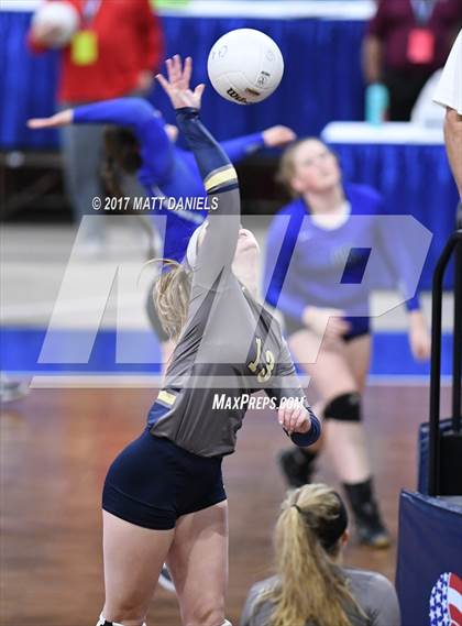 Thumbnail 1 in Discovery Canyon vs. Palmer Ridge (CHSAA 4A Pool 4 Playoff) photogallery.