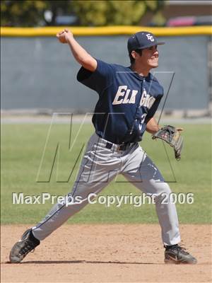 Thumbnail 3 in Elk Grove vs. Green Valley (56th Annual Lions Invitational) photogallery.