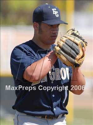 Thumbnail 2 in Elk Grove vs. Green Valley (56th Annual Lions Invitational) photogallery.