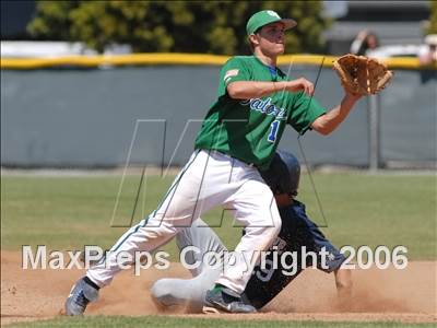 Thumbnail 2 in Elk Grove vs. Green Valley (56th Annual Lions Invitational) photogallery.