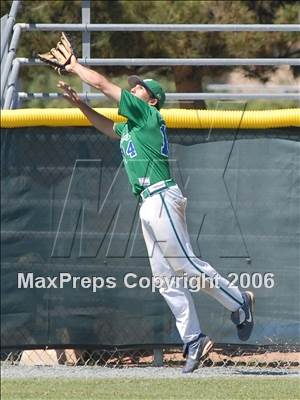 Thumbnail 2 in Elk Grove vs. Green Valley (56th Annual Lions Invitational) photogallery.