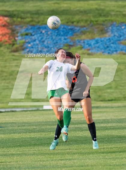 Thumbnail 2 in Marvin Ridge vs. Myers Park photogallery.