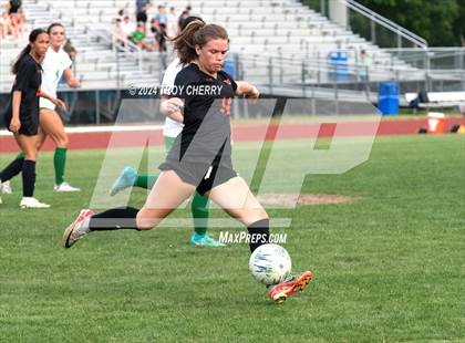 Thumbnail 1 in Marvin Ridge vs. Myers Park photogallery.