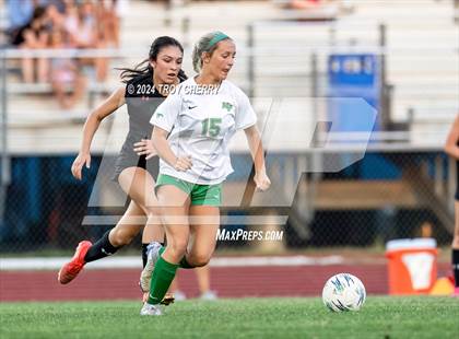 Thumbnail 2 in Marvin Ridge vs. Myers Park photogallery.