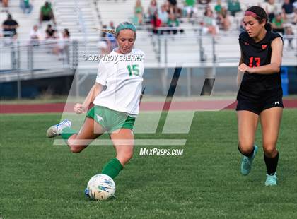 Thumbnail 1 in Marvin Ridge vs. Myers Park photogallery.