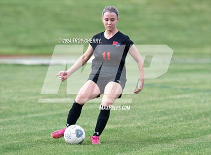 Thumbnail 1 in Marvin Ridge vs. Myers Park photogallery.