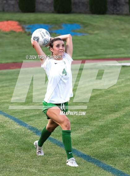 Thumbnail 2 in Marvin Ridge vs. Myers Park photogallery.