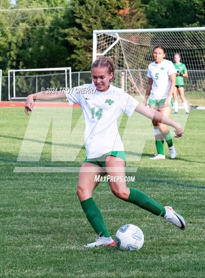Thumbnail 3 in Marvin Ridge vs. Myers Park photogallery.