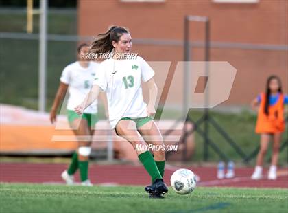 Thumbnail 3 in Marvin Ridge vs. Myers Park photogallery.