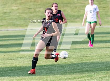 Thumbnail 1 in Marvin Ridge vs. Myers Park photogallery.