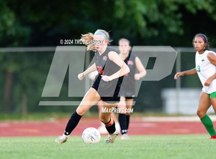 Thumbnail 1 in Marvin Ridge vs. Myers Park photogallery.