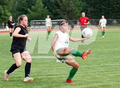 Thumbnail 3 in Marvin Ridge vs. Myers Park photogallery.