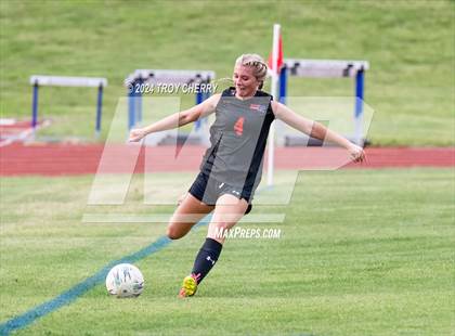 Thumbnail 1 in Marvin Ridge vs. Myers Park photogallery.