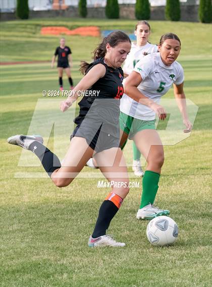 Thumbnail 3 in Marvin Ridge vs. Myers Park photogallery.