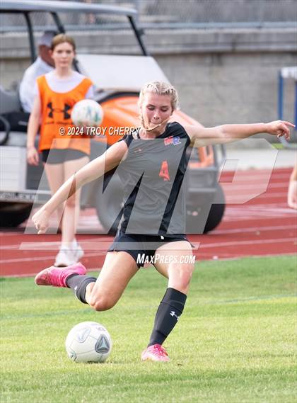 Thumbnail 3 in Marvin Ridge vs. Myers Park photogallery.