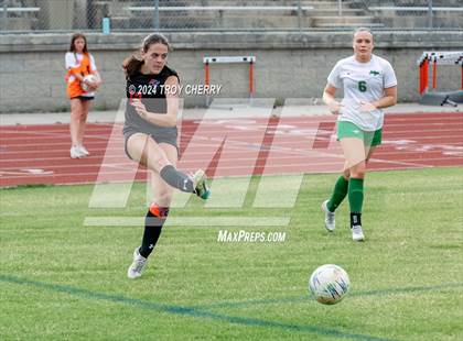 Thumbnail 3 in Marvin Ridge vs. Myers Park photogallery.