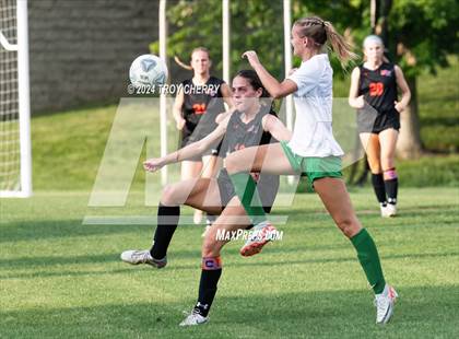 Thumbnail 2 in Marvin Ridge vs. Myers Park photogallery.