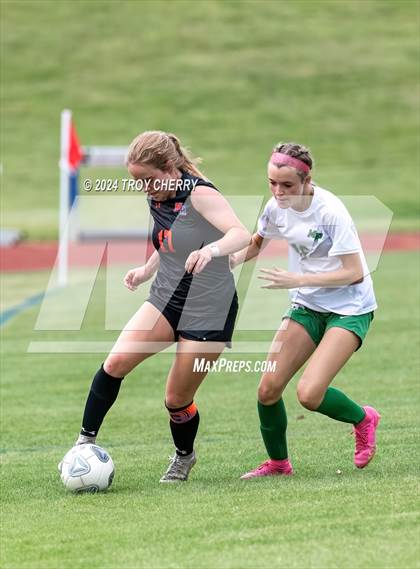 Thumbnail 3 in Marvin Ridge vs. Myers Park photogallery.