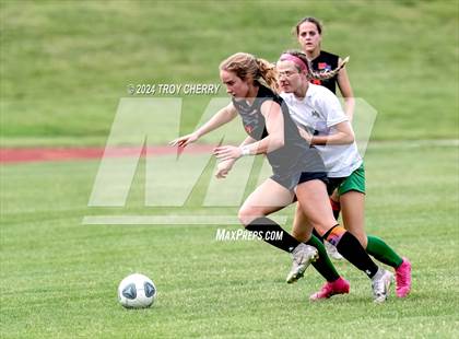 Thumbnail 3 in Marvin Ridge vs. Myers Park photogallery.