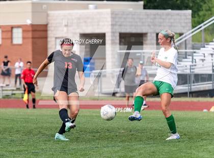 Thumbnail 2 in Marvin Ridge vs. Myers Park photogallery.