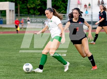 Thumbnail 3 in Marvin Ridge vs. Myers Park photogallery.