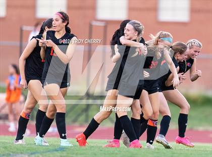 Thumbnail 2 in Marvin Ridge vs. Myers Park photogallery.