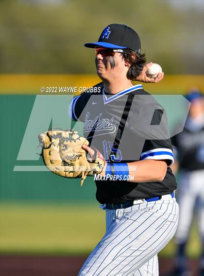Thumbnail 3 in Lindale @ Spring Hill photogallery.