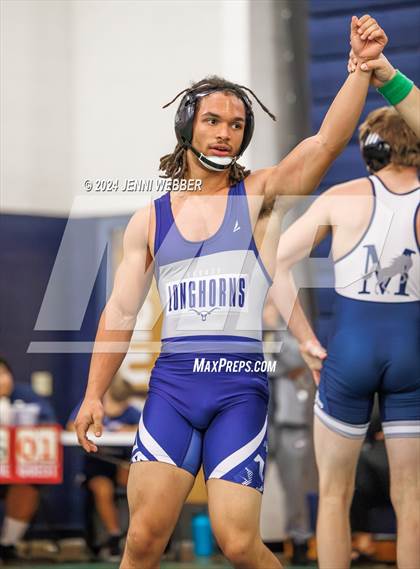 Thumbnail 3 in Legacy vs. The Meadows School (Spring Valley Duals Final Round 1) photogallery.