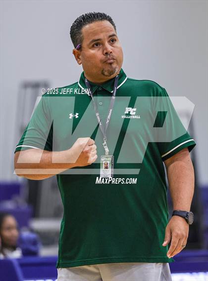 Thumbnail 3 in Pine Crest vs. Gulliver Prep photogallery.