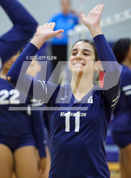 Thumbnail 2 in Pine Crest vs. Gulliver Prep photogallery.