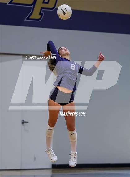 Thumbnail 1 in Pine Crest vs. Gulliver Prep photogallery.