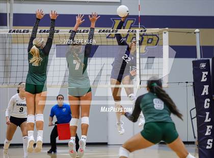 Thumbnail 3 in Pine Crest vs. Gulliver Prep photogallery.