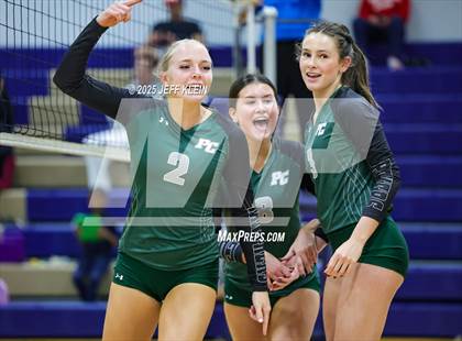 Thumbnail 3 in Pine Crest vs. Gulliver Prep photogallery.